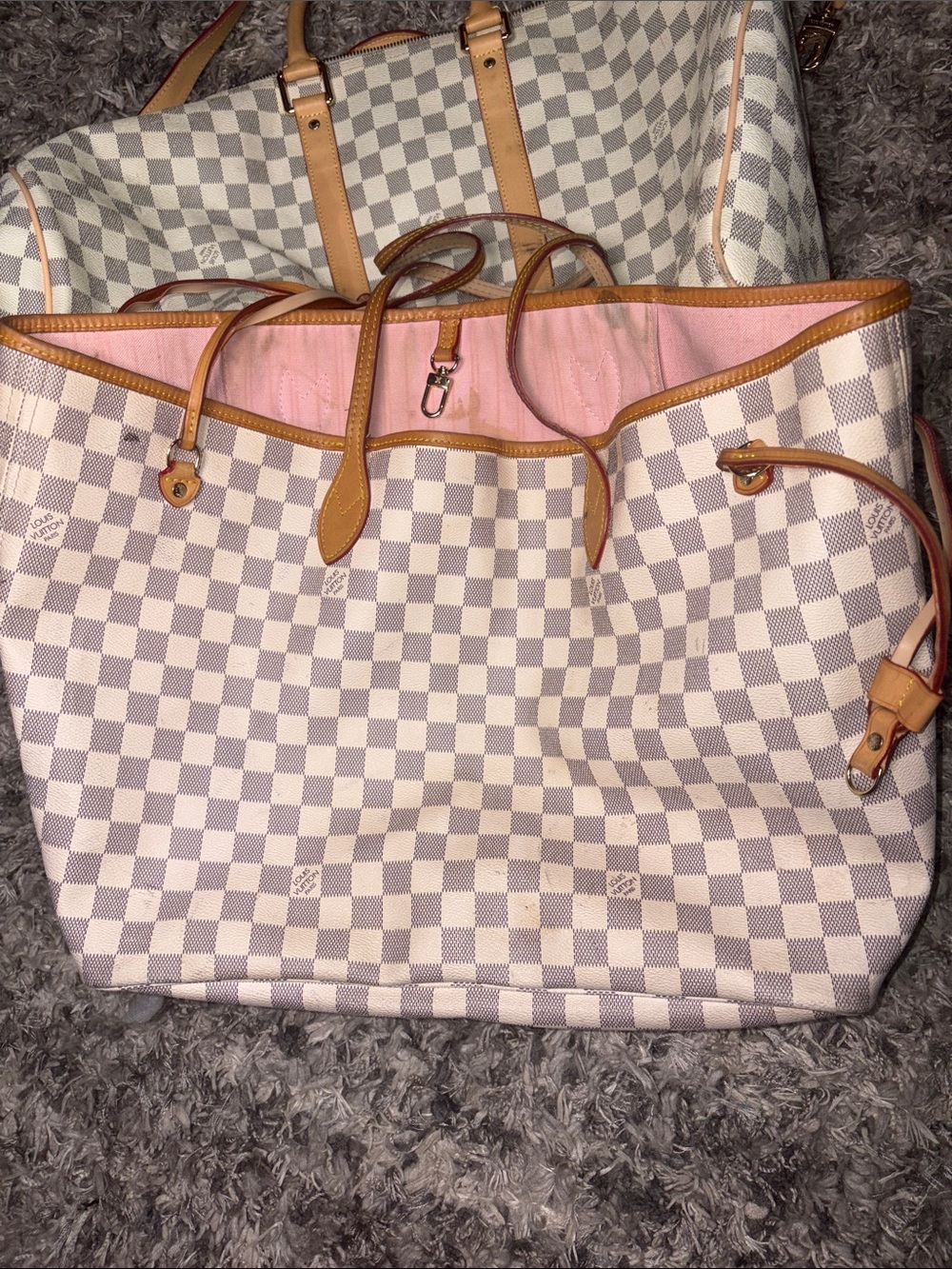 Lv Duffle Bag and Tote White and Cream Tote with Pouch - Picture 13 of 13